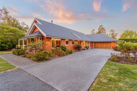 1049 Two Chain Road, Swannanoa, Rangiora