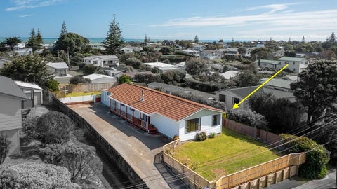 11 Atua Street, Waikanae Beach, Waikanae
