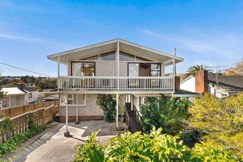 1/27 Kaipatiki Road, Glenfield, Auckland