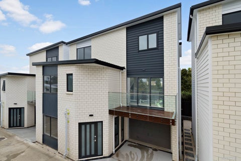 3C Springbank Lane, Te Atatu Peninsula, Auckland