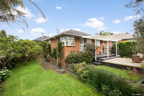 11A Korokino Road, Greenlane, Auckland
