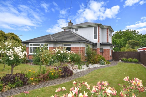 42 Centennial Avenue, Milton