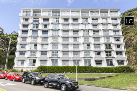17/370 Oriental Parade, Oriental Bay, Wellington