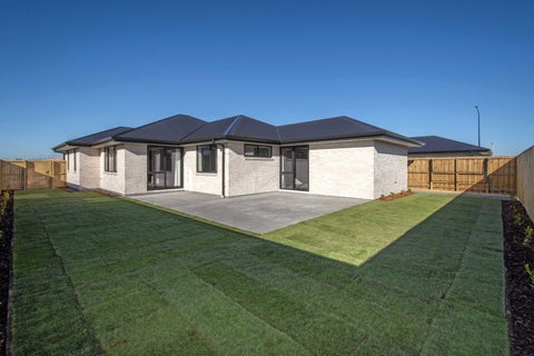 21 Cousins Street, Woodend, Woodend