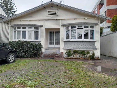 8 Huntly Avenue, Grafton, Auckland
