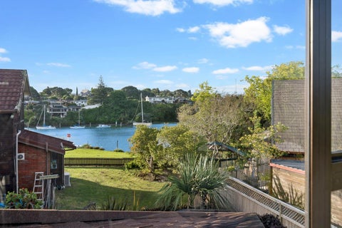 1/10 Dayspring Way, Pakuranga, Auckland