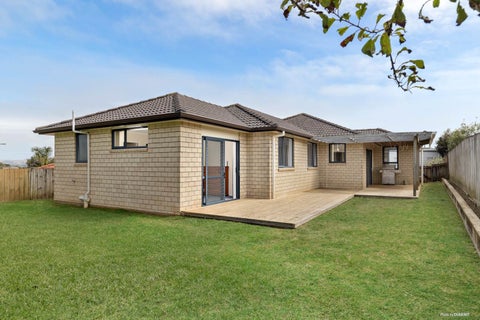 35 Kathleen Reece Place, Waiuku, Waiuku