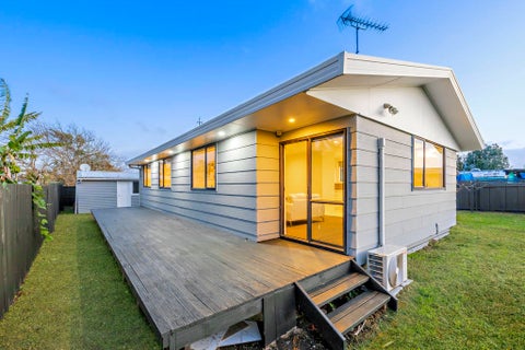 2/26 Caravelle Close, Māngere, Auckland