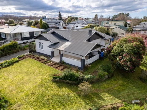 14 Chamberlain Street, Dannevirke