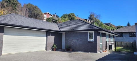 19 Mooring Close, Whitby, Porirua