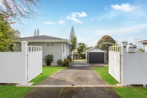 13 Illana Place, Ranui, Auckland