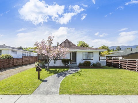 16 Shanly Street, Brown Owl, Upper Hutt