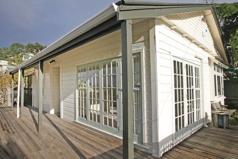 2 Naughton Terrace, Kilbirnie, Wellington