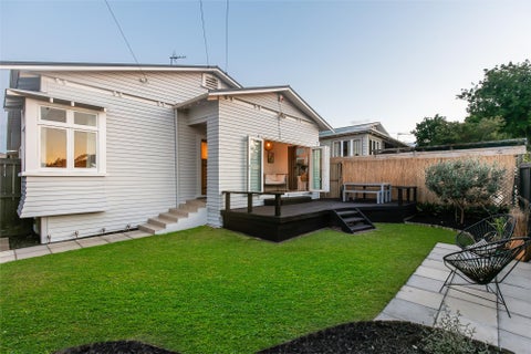 1/94 Fowlds Avenue, Sandringham, Auckland