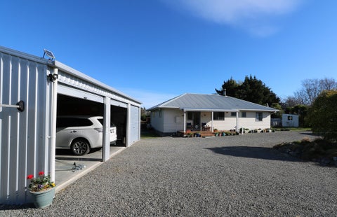 89 Costley Street West, Carterton