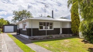 31 William Benton Street, Featherston
