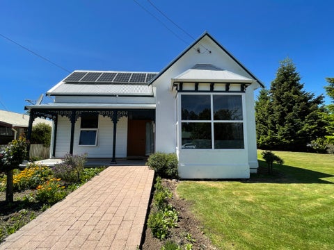 55A Elderlee Street, Milton