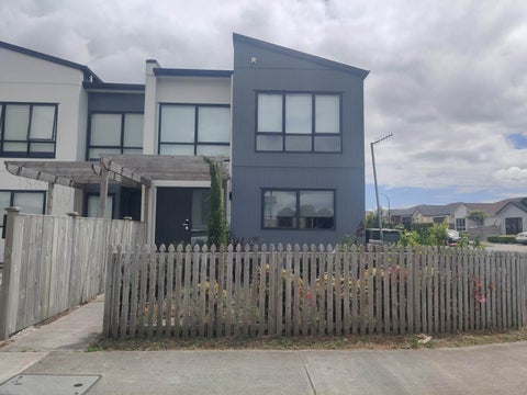 2 Lusitano Drive, Karaka, Papakura