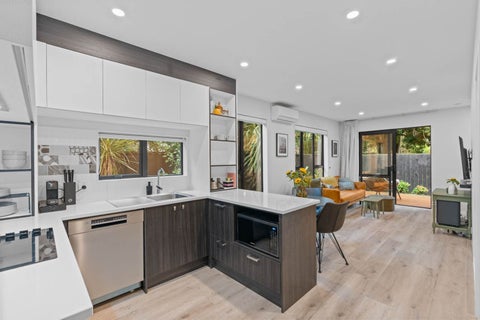 5/47 Beach Road, Te Atatu Peninsula, Auckland