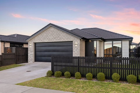21 Kuihi Street, Poike, Tauranga