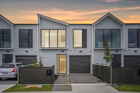 24 Owen Chapman Drive, Red Beach, Red Beach