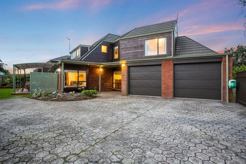 2 Spyglass Lane, Whitby, Porirua