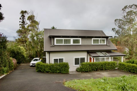 17A Target Road, Totara Vale, Auckland