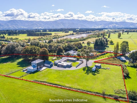 1510 State Highway 2, Tauwharenīkau, Tauherenikau
