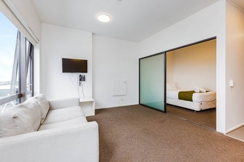1111/17 Putney Way, Manukau, Auckland