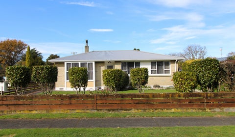 4 Hughan Place, Carterton