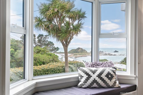 11 Knoll Street, Island Bay, Wellington