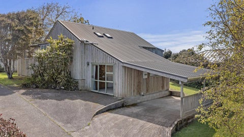 30A Wallis Street, Raglan