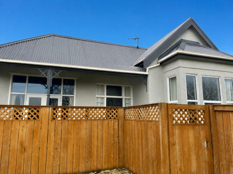 19 Royal Crescent, Saint Kilda, Dunedin