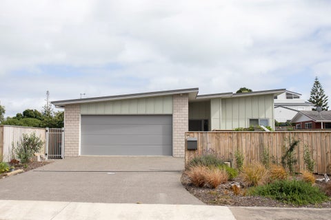 19A Francis Road, Paraparaumu Beach, Paraparaumu