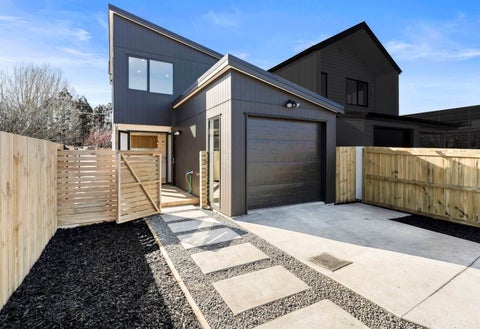 36 Hoia Street, Papakura