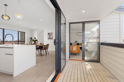 292D Blockhouse Bay Road, Avondale, Auckland