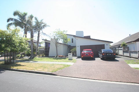 13 English Oak Drive, Schnapper Rock, Auckland
