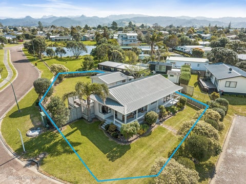 16 Holland Close, Pauanui