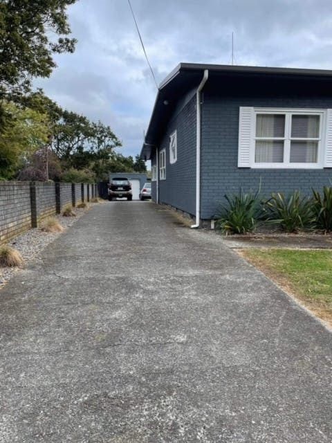 172 Main Road South, Raumati South, Paraparaumu