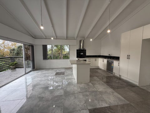 475 Whangaparaoa Road, Stanmore Bay, Whangaparaoa