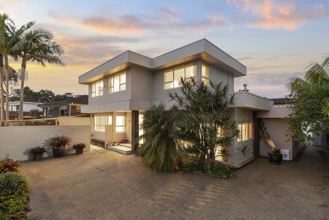9 Argo Drive, Half Moon Bay, Auckland