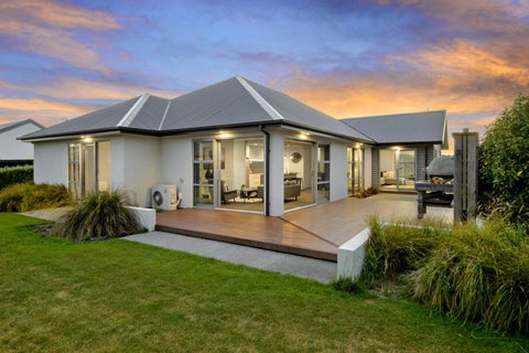 51 Vernon Drive, Lincoln, Lincoln