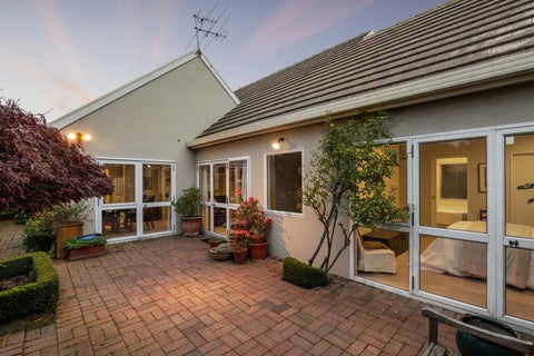 2/166 Rossall Street, Merivale, Christchurch