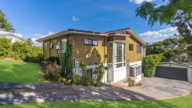 50 Valley View Road, Glenfield, Auckland