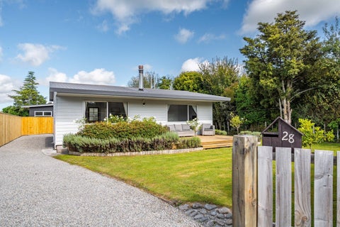 28 Esther Street, Martinborough