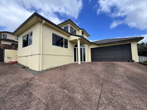 36 Mandeville Place, Unsworth Heights, Auckland