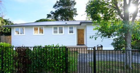 7 Farringdon Street, Glen Innes, Auckland