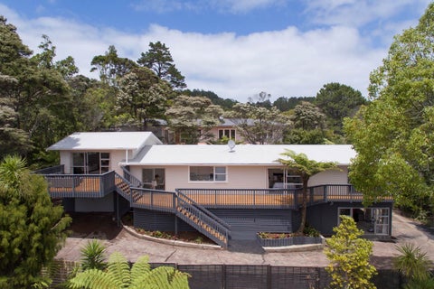 39 Woodfern Crescent, Titirangi, Auckland