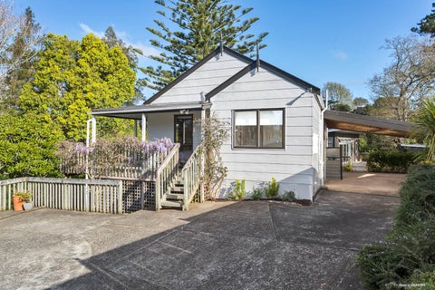 2/49C Lancaster Rd, Beach Haven, Auckland
