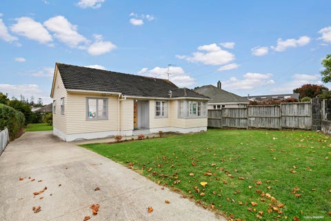 22 Brookfield Avenue, Onehunga, Auckland